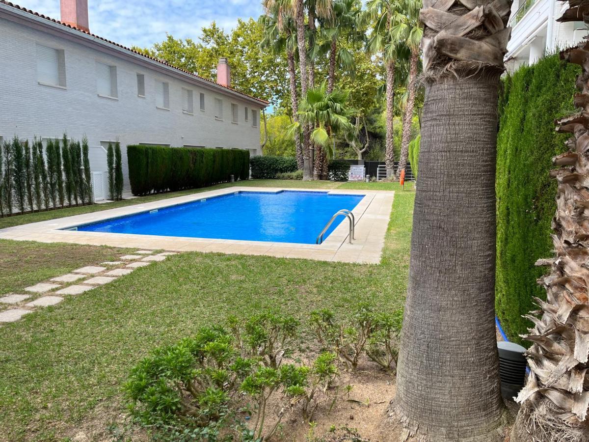 Amplio Apartamento Con Acceso Directo A Piscina プラヤ・デアロ エクステリア 写真